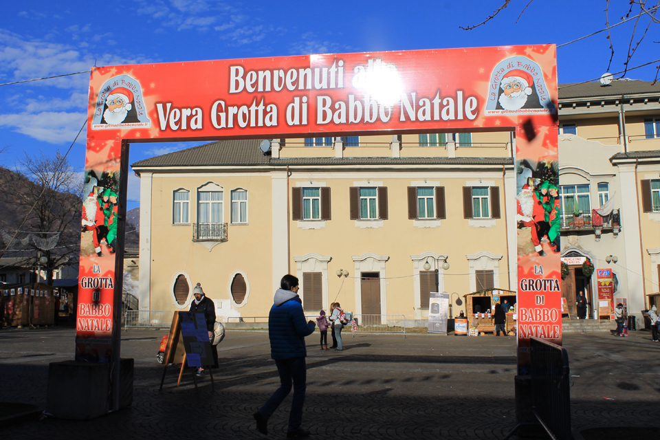 LA GROTTA DI BABBO NATALE